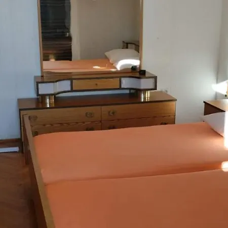 Apartments Celine&Fabienne Brodarica  Extérieur photo