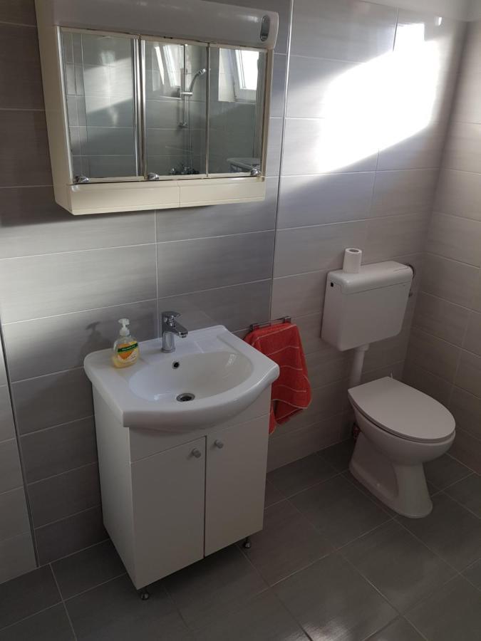 Apartment Celine & Fabienne Brodarica (Sibenik-Knin)